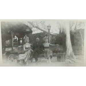 Knotts Berry Farm Found Photo Ghost Town Calico Belles Cecelia Marilyn Bench 50s